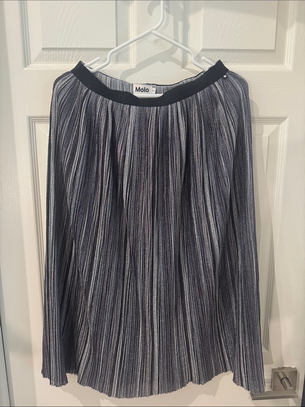 Molo Metallic Pleated Skirt in Silver and Black Size Large (Girls)